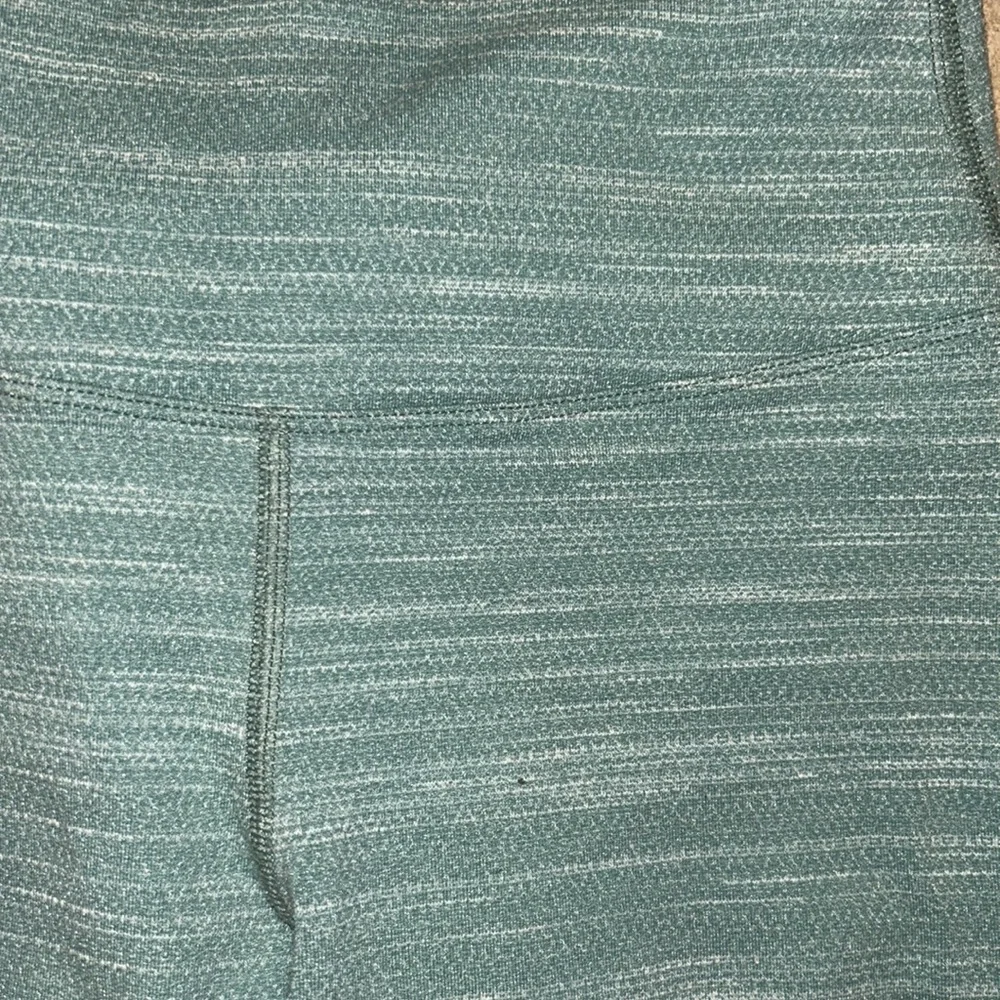 NOBULL cropped high rise leggings size S great condition! - Picture 2 of 4